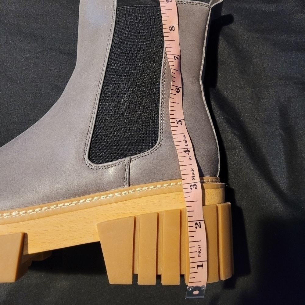GREY Boots ✨️ - Picture 11 of 11